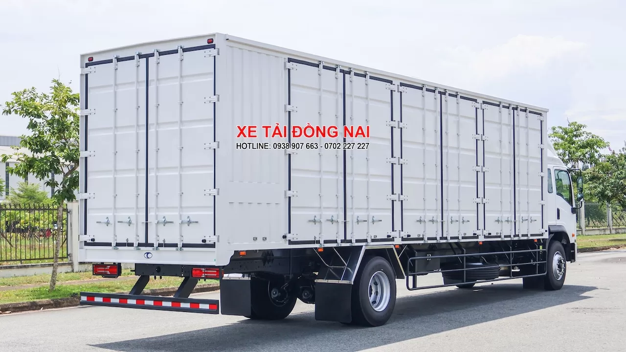 Xe tải 8 tấn Thaco thùng kín container Xe tải 8 tấn Thaco thùng kín container