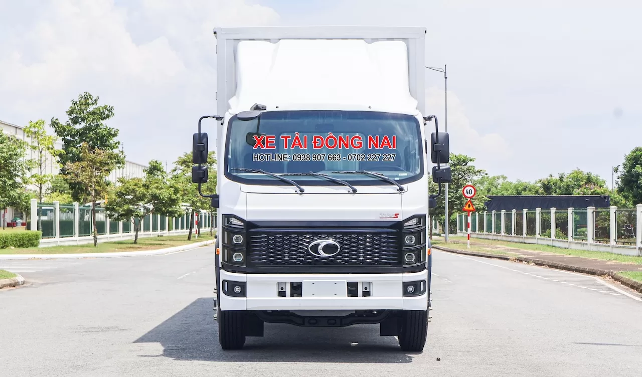 Xe tải 8 tấn Thaco thùng kín container Xe tải 8 tấn Thaco thùng kín container