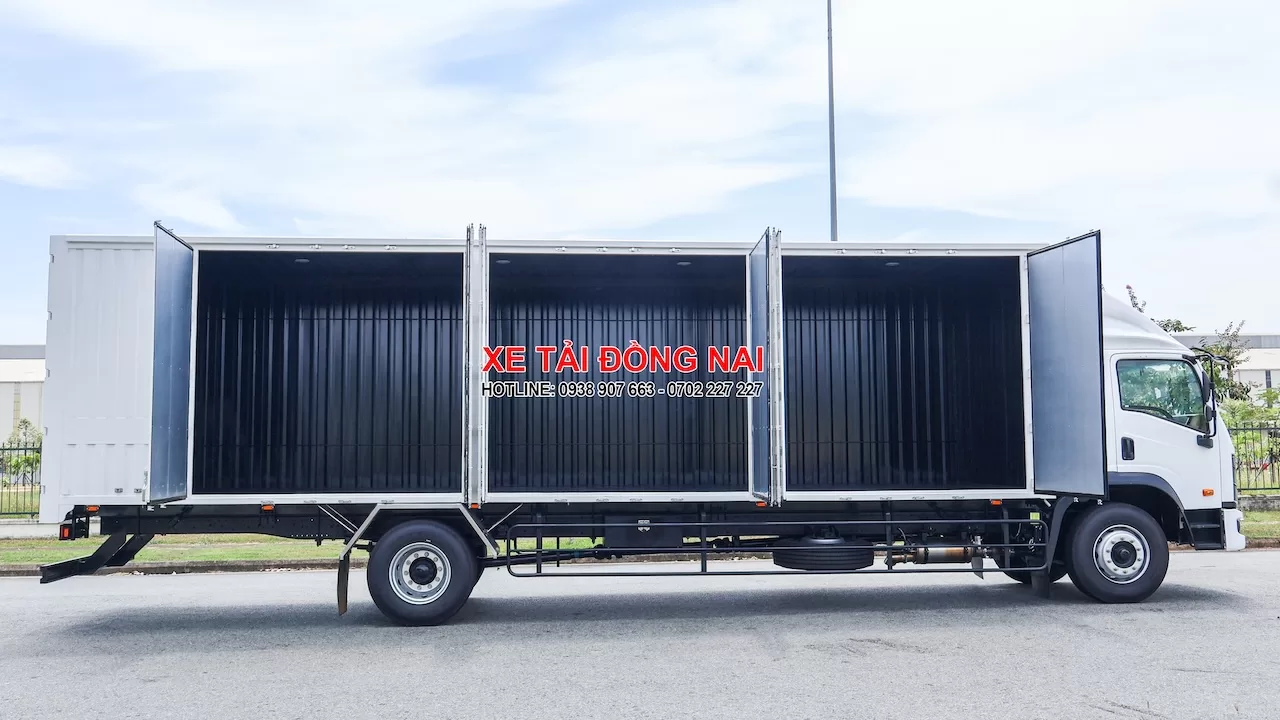 Xe tải 8 tấn Thaco thùng kín container Xe tải 8 tấn Thaco thùng kín container